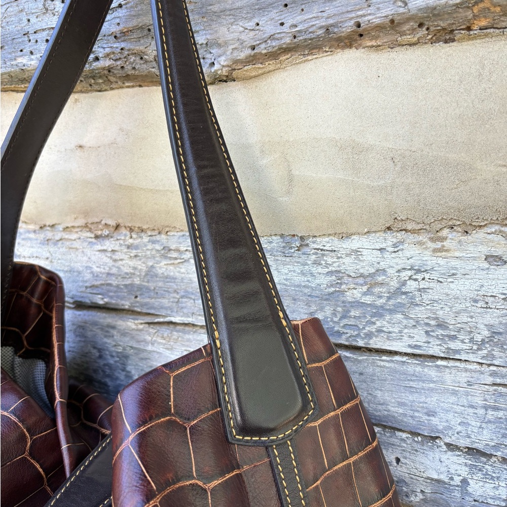 Dooney & Bourke Croc-Patterned Leather Shoulder Bag with Gold Toned Hardware - Picture 4 of 15